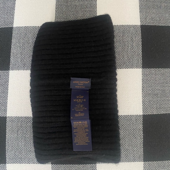 Louis Vuitton Spark Beanie - Picture 2 of 5